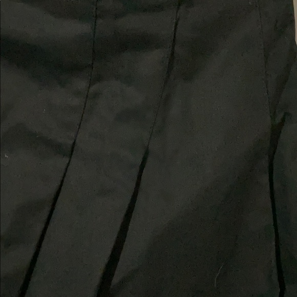 Puffy black skirt - Picture 2 of 5